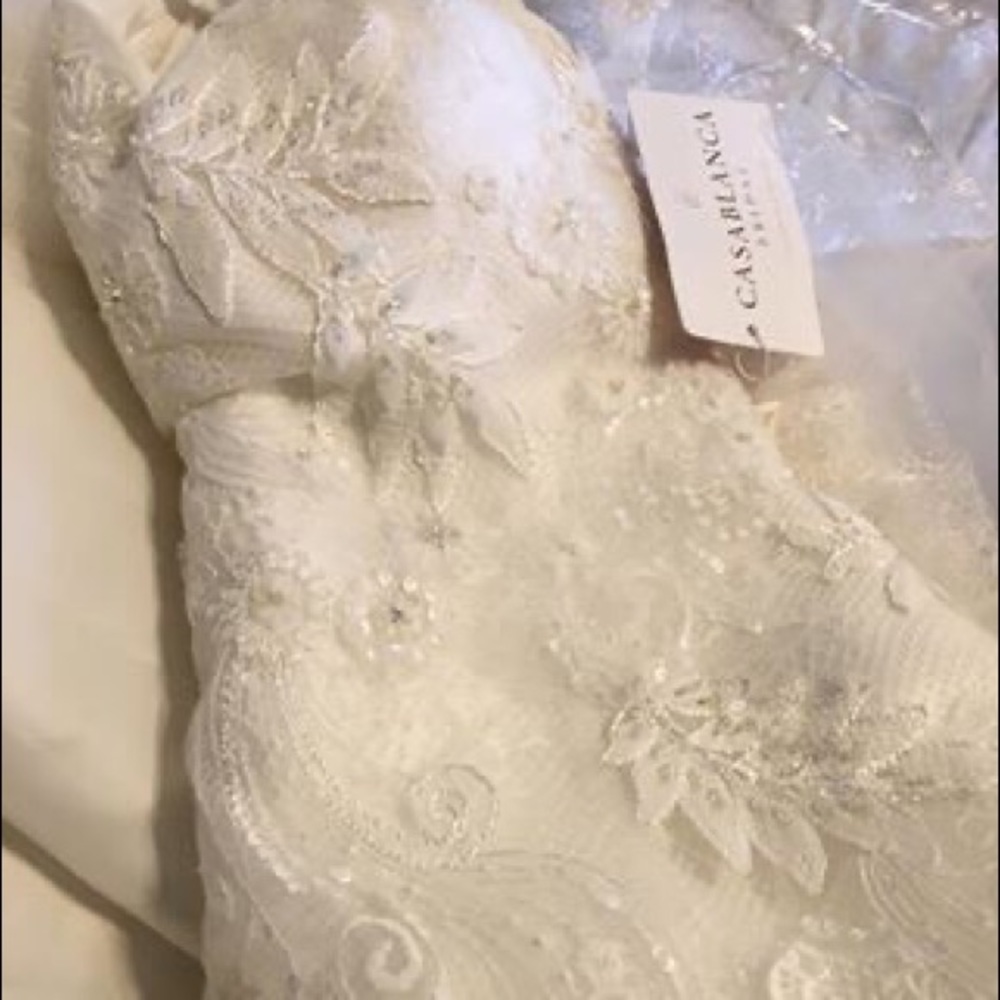 Casablanca wedding gown- brand new!
